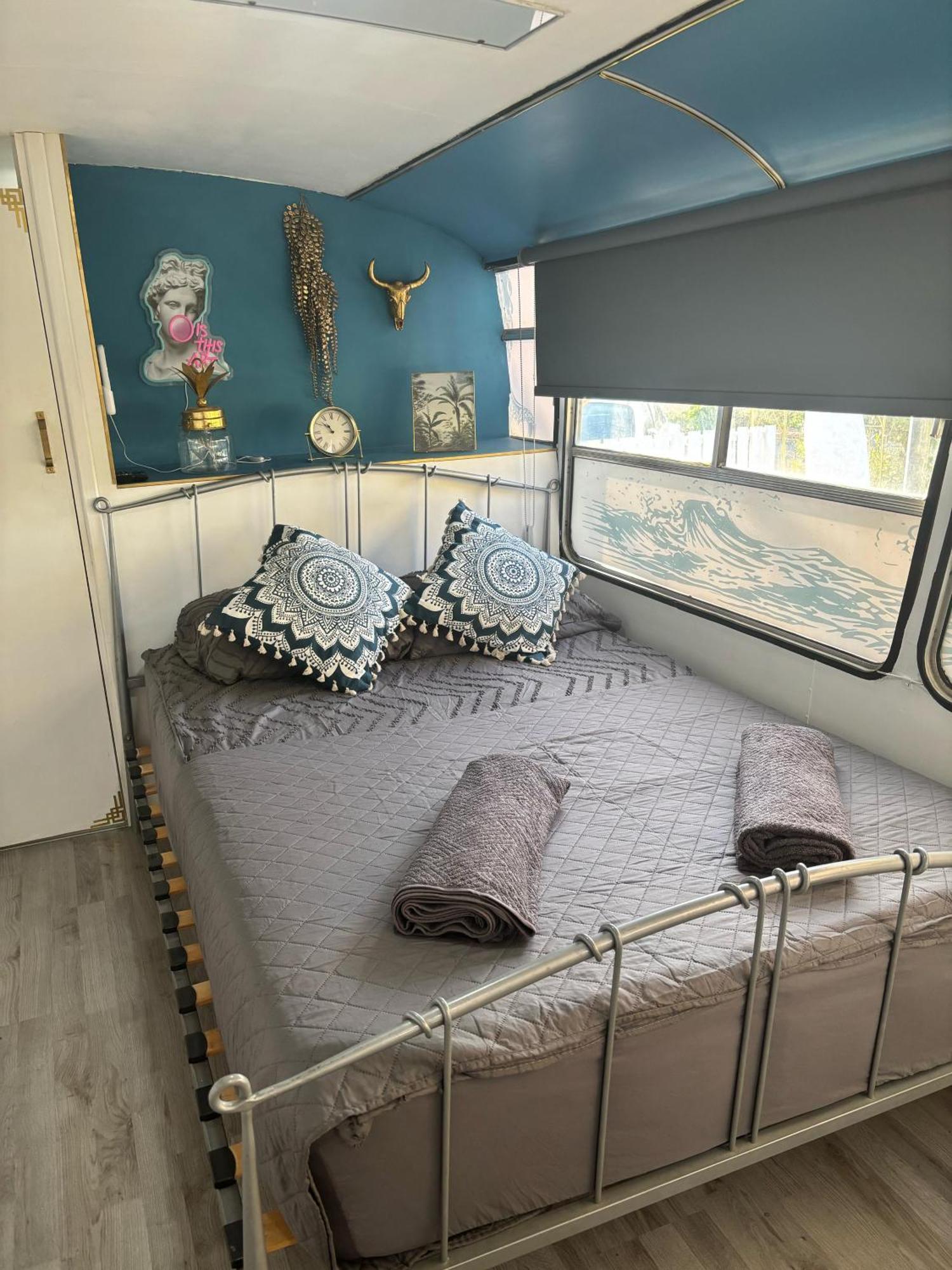 Couples Getaway Bus